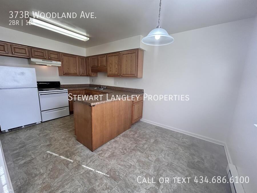 373B Woodland Ave - Photo 3 of 25