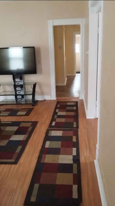 627 3rd Street Northwest #B - Photo 4 of 4