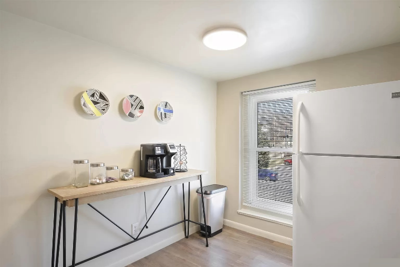 120 S 38th Ave - Photo 6 of 20