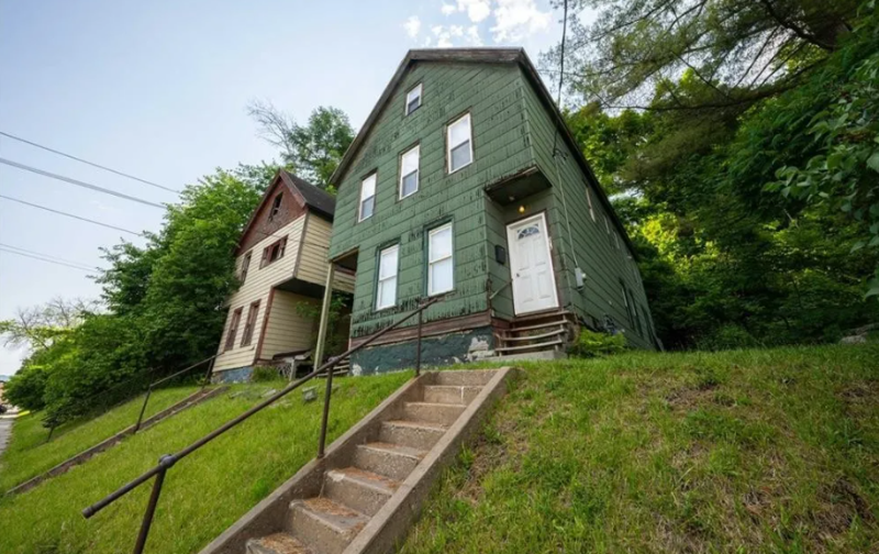 376 W Main St #1 - Photo 2 of 2