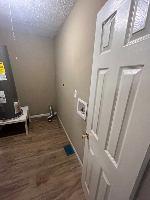 215 Vandergriff St - Photo 3 of 14