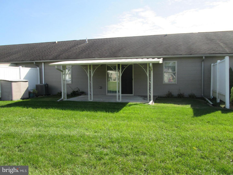 24 Mel Ron Ct - Photo 2 of 20