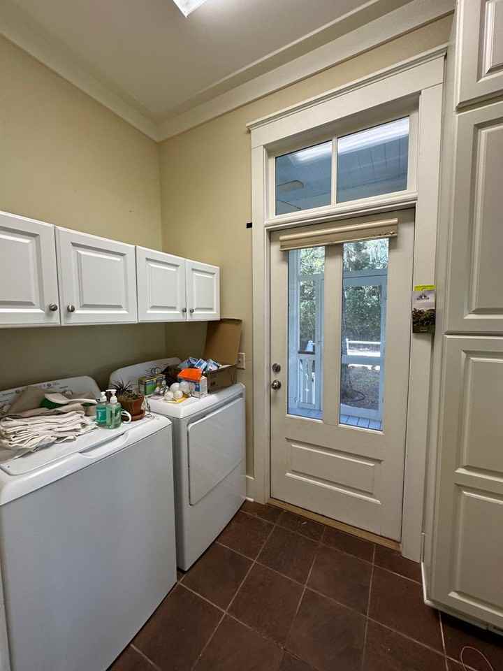 37 Park Way - Photo 2 of 39