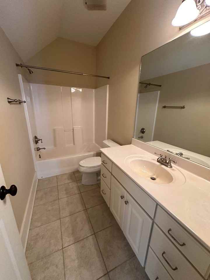 37 Park Way - Photo 3 of 39