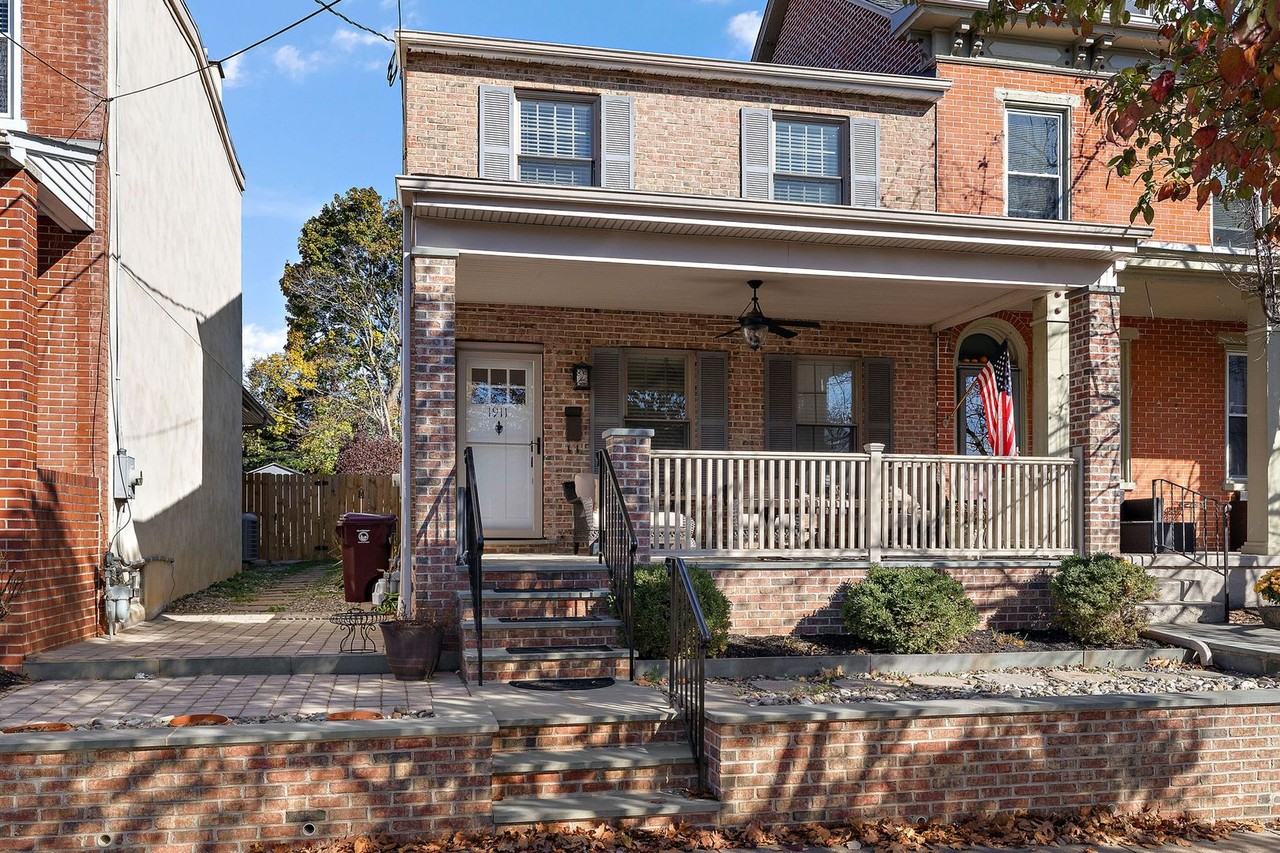 1911 Gilpin Ave - Photo 2 of 23