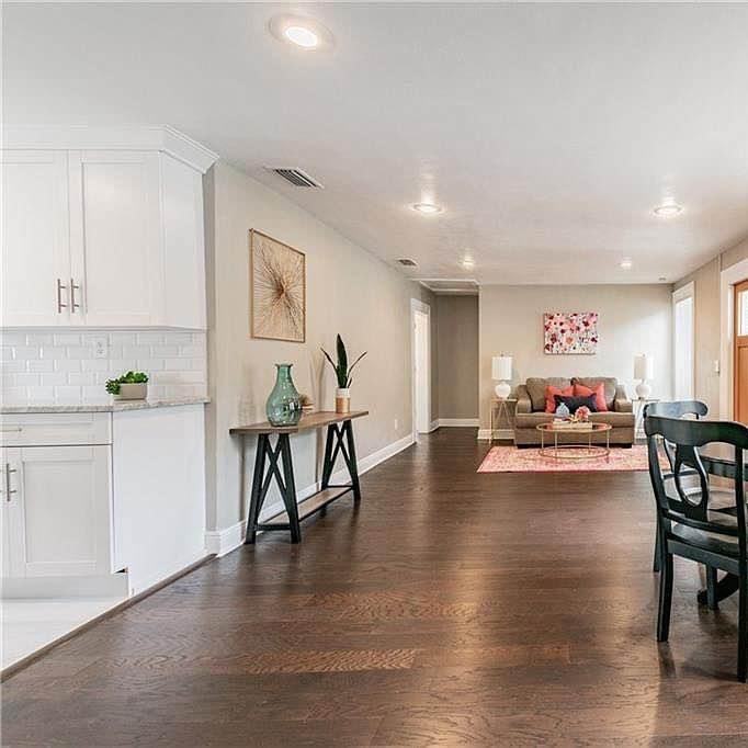 7309 N Taliaferro Ave #NA - Photo 2 of 10