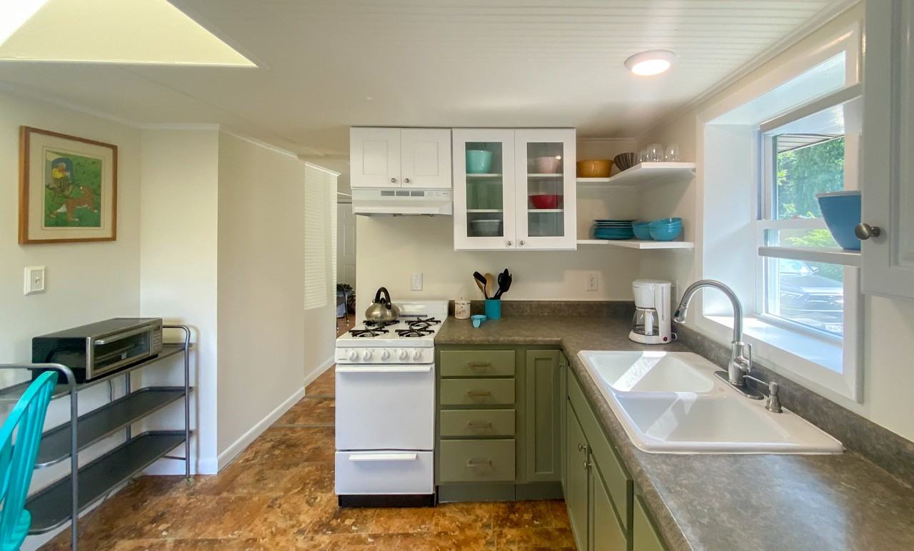 10 Newark St #NA - Photo 3 of 12