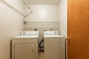 featured image of 956 School St