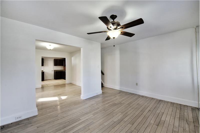 827 Aubrey Ave - Photo 2 of 26