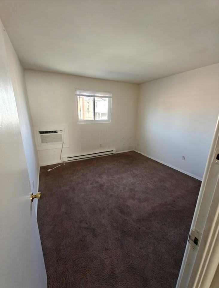 Bonner Vista Apartments - Photo 2 of 7