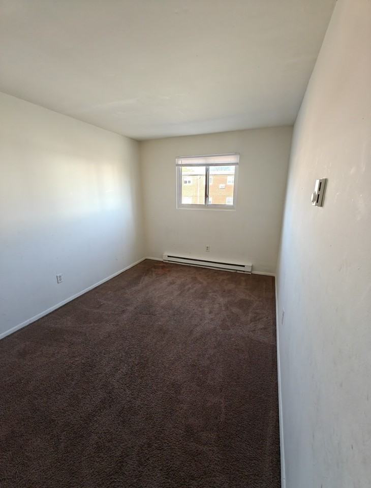 Bonner Vista Apartments - Photo 3 of 7