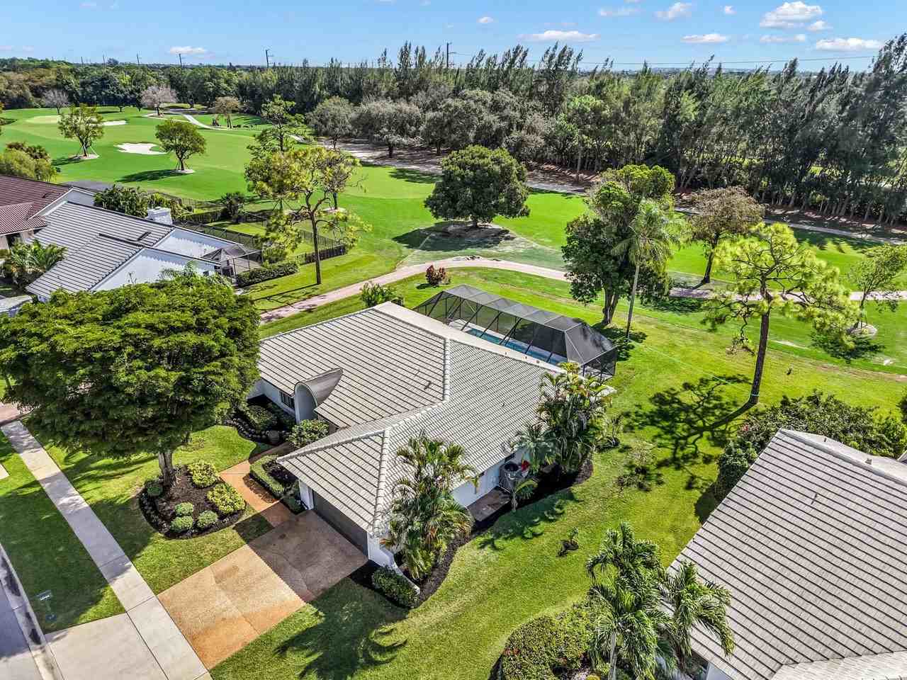 10726 Boca Woods Ln - Photo 3 of 21