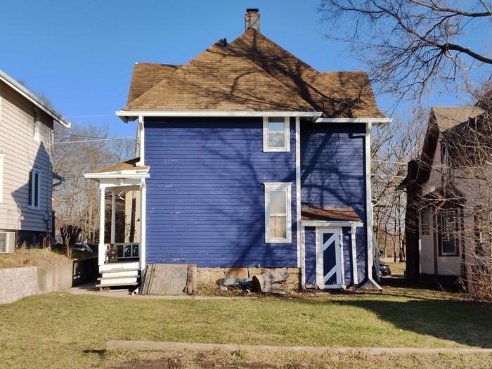 329 S Prospect St - Photo 3 of 14