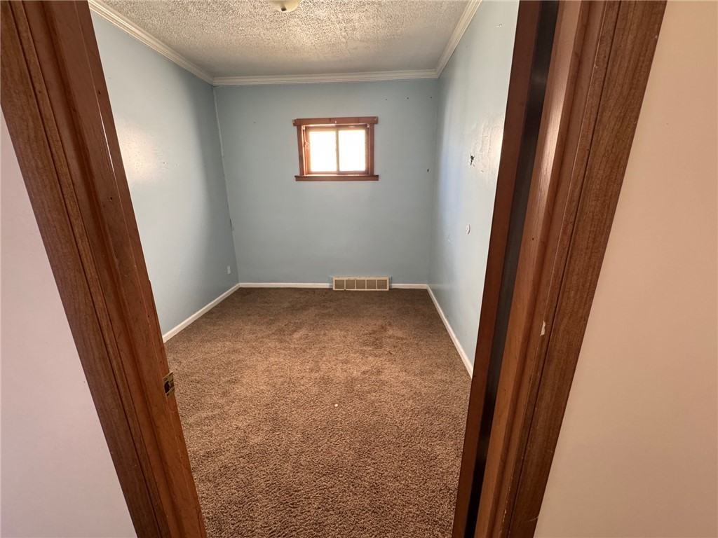 24 Grant St #NA - Photo 2 of 10