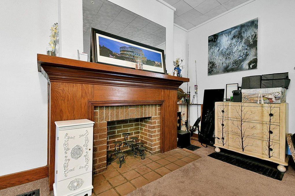 250 N Eureka Ave #NA - Photo 4 of 6