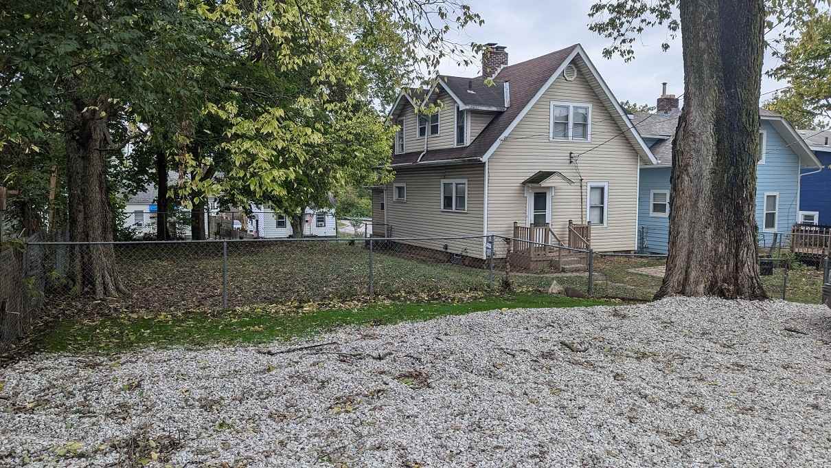 250 N Eureka Ave #NA - Photo 6 of 6