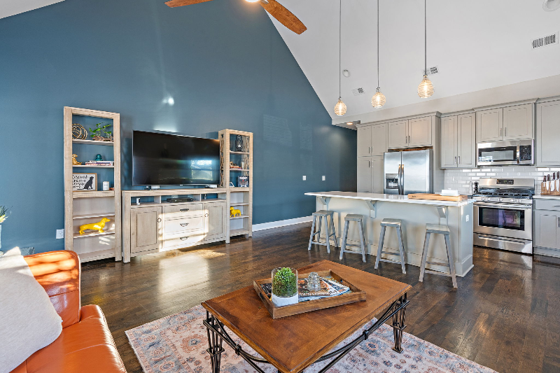 2411 Albion St #B - Photo 2 of 16