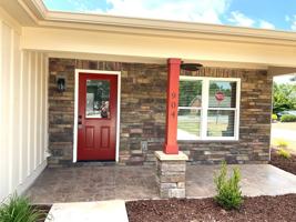 featured image of 904 E Pine St