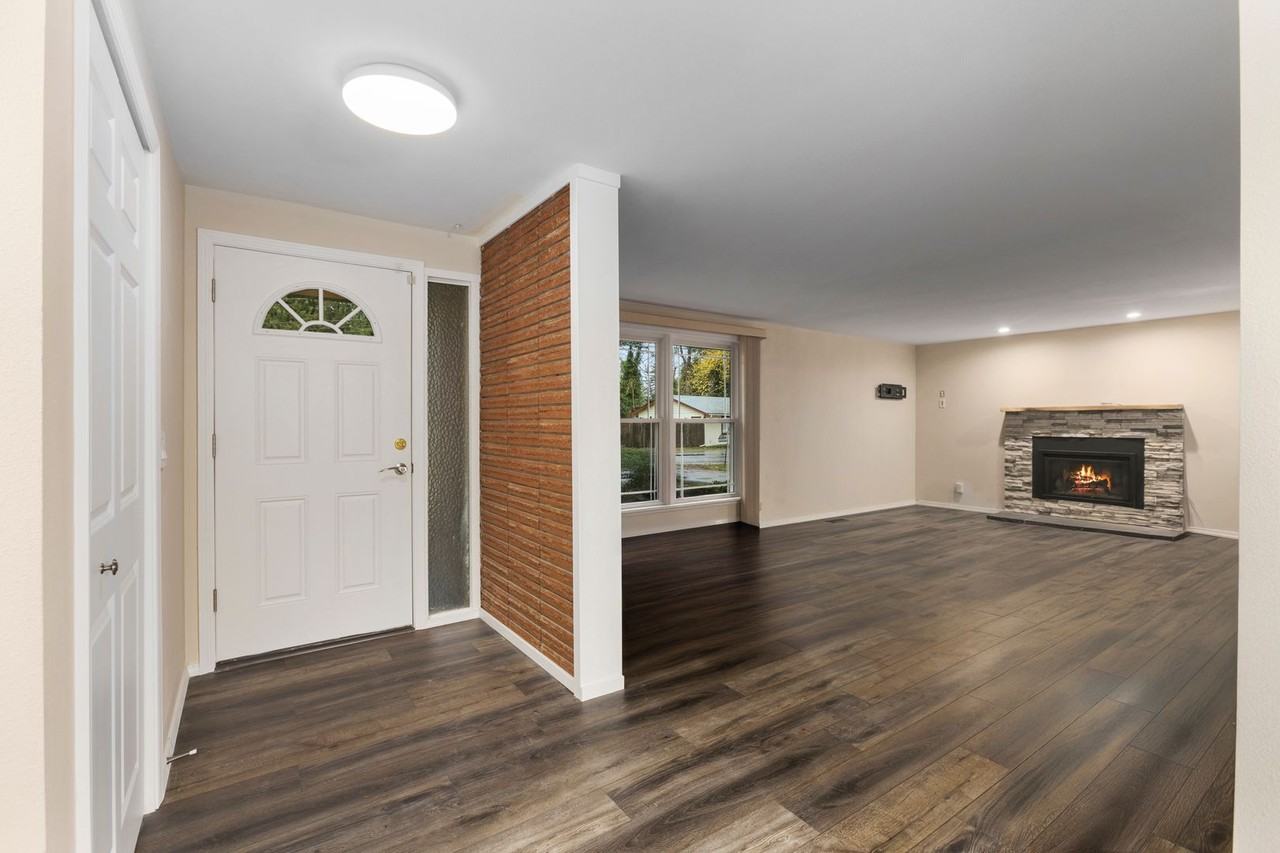 10209 Shoultes Rd - Photo 3 of 39