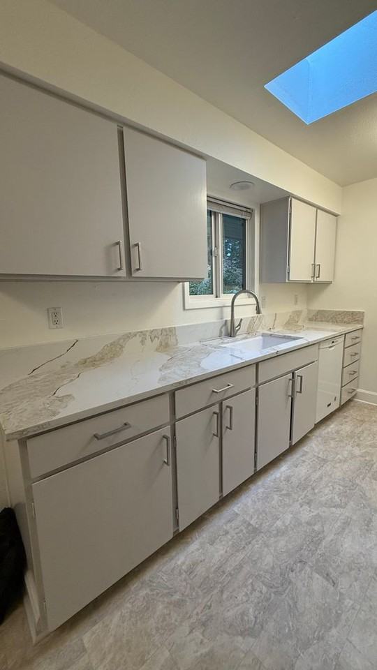 16470 Mellon Ave - Photo 6 of 30