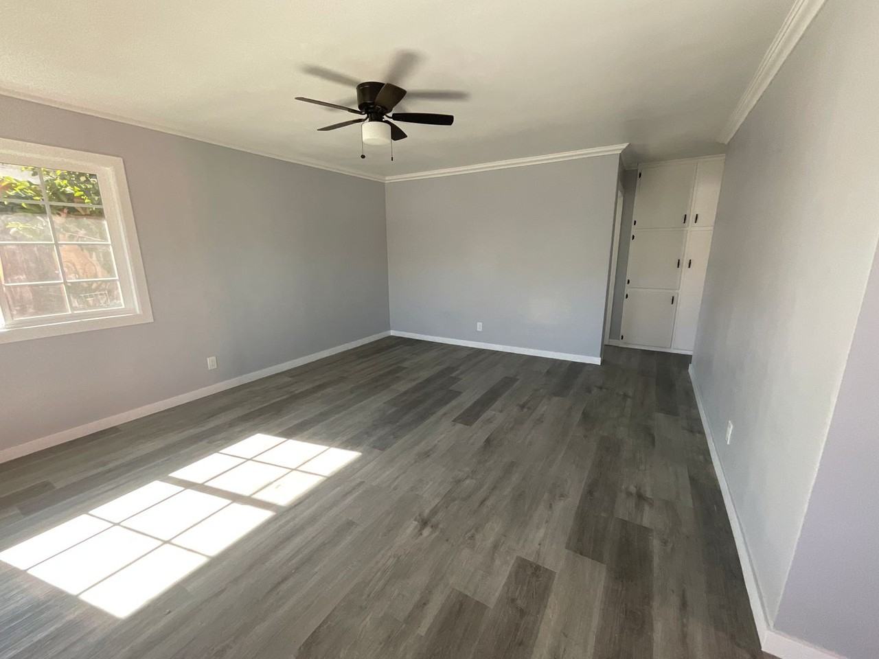 7315 Richfield St - Photo 4 of 11