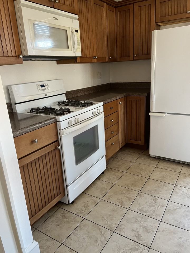 N Main St - Photo 4 of 13