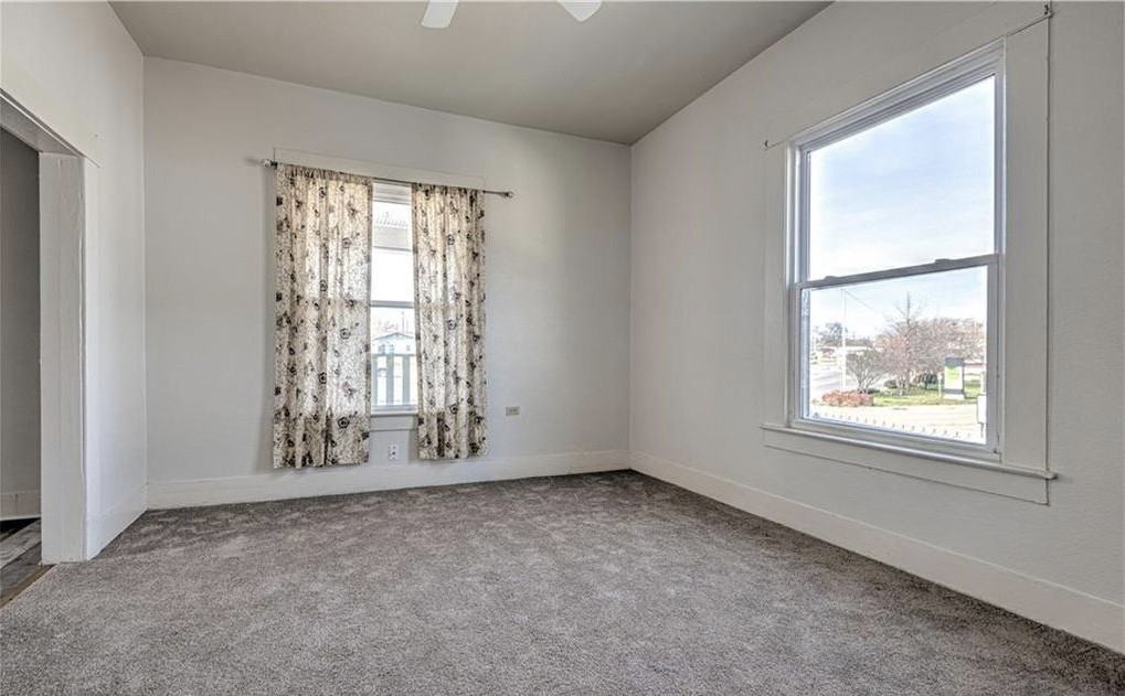 517 S 1st St #NA - Photo 4 of 12