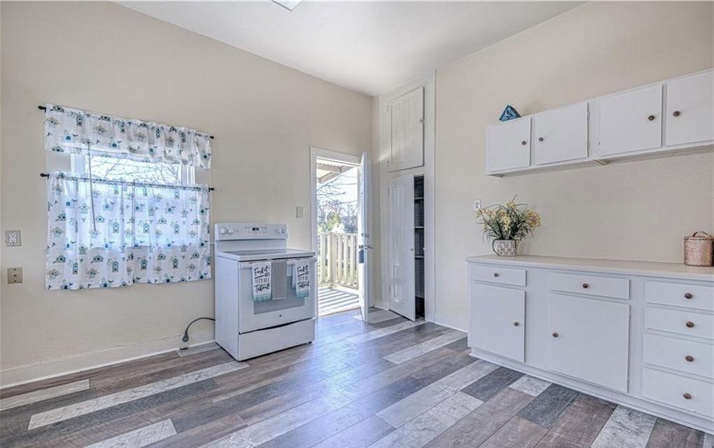 517 S 1st St #NA - Photo 6 of 12