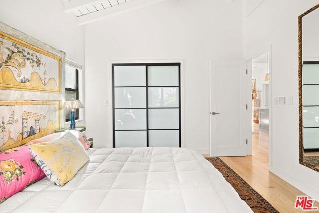 723 Euclid St #C - Photo 3 of 8