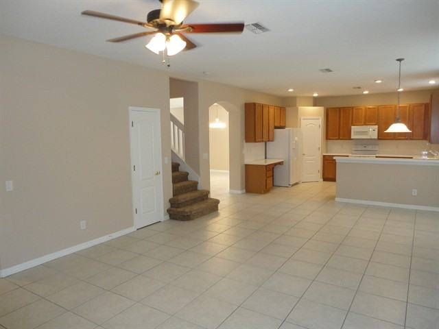 1519 Swamp Rose Ln - Photo 3 of 20