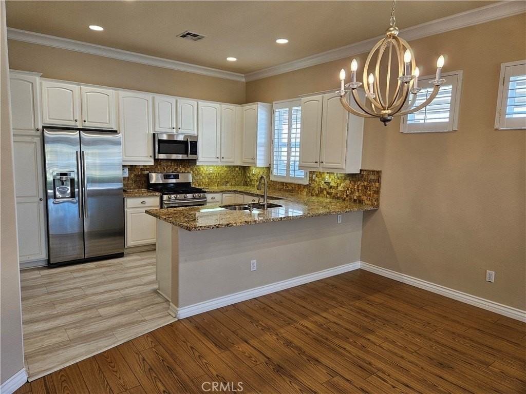 1810 Masters Dr - Photo 2 of 15