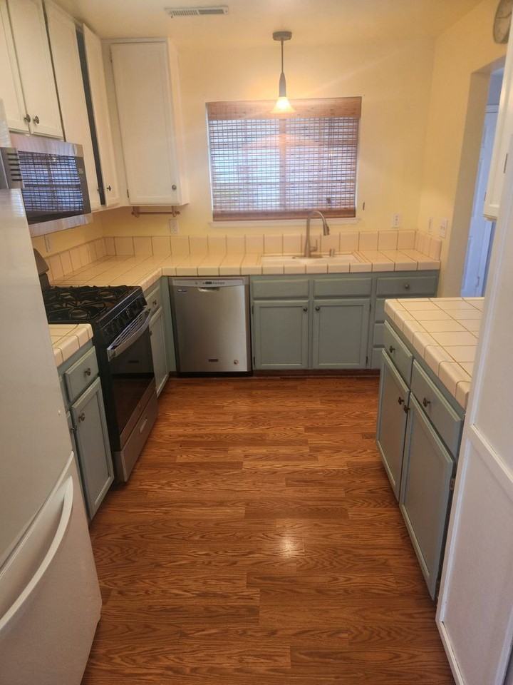1750 Marlow Rd - Photo 5 of 12