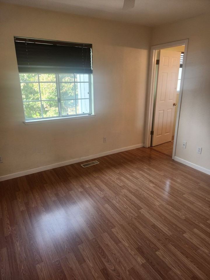 1750 Marlow Rd - Photo 7 of 12