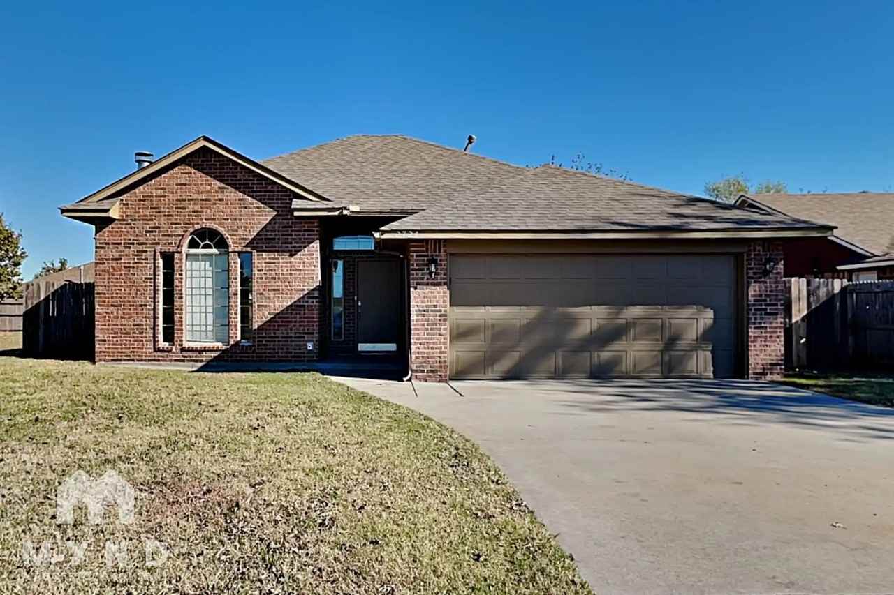 2724 Zachary Pl - Photo 3 of 26