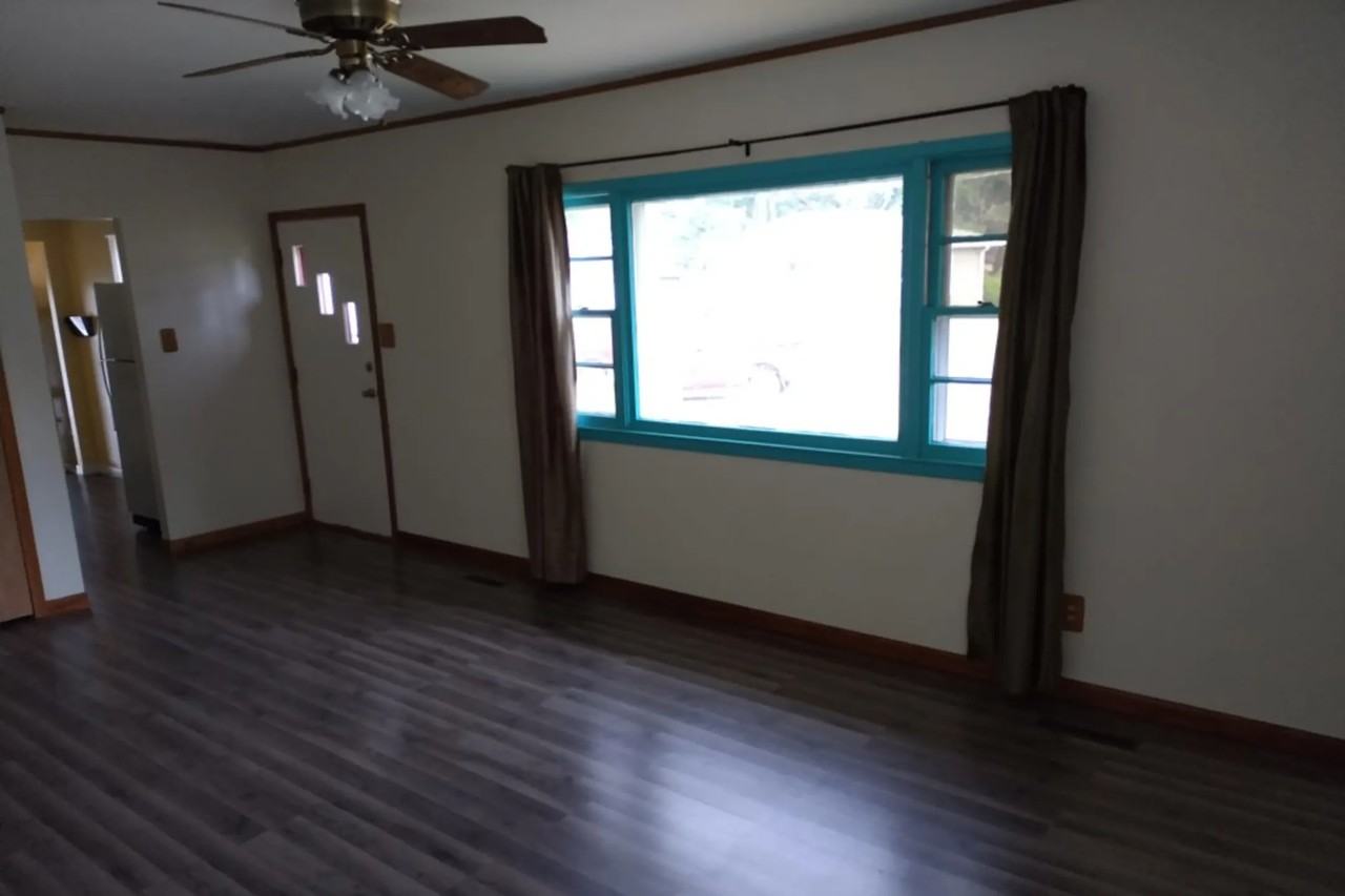 1429 Casa Blanca Ln - Photo 2 of 11