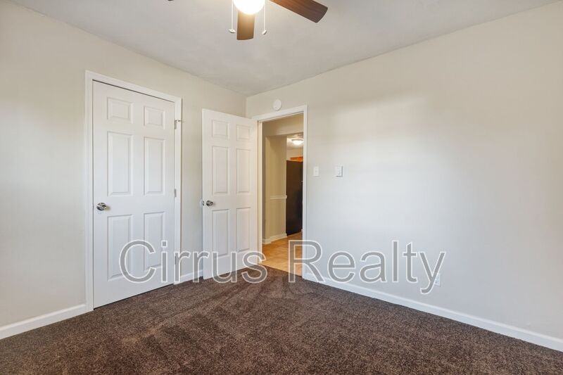 2304 Nashville Ave - Photo 7 of 20