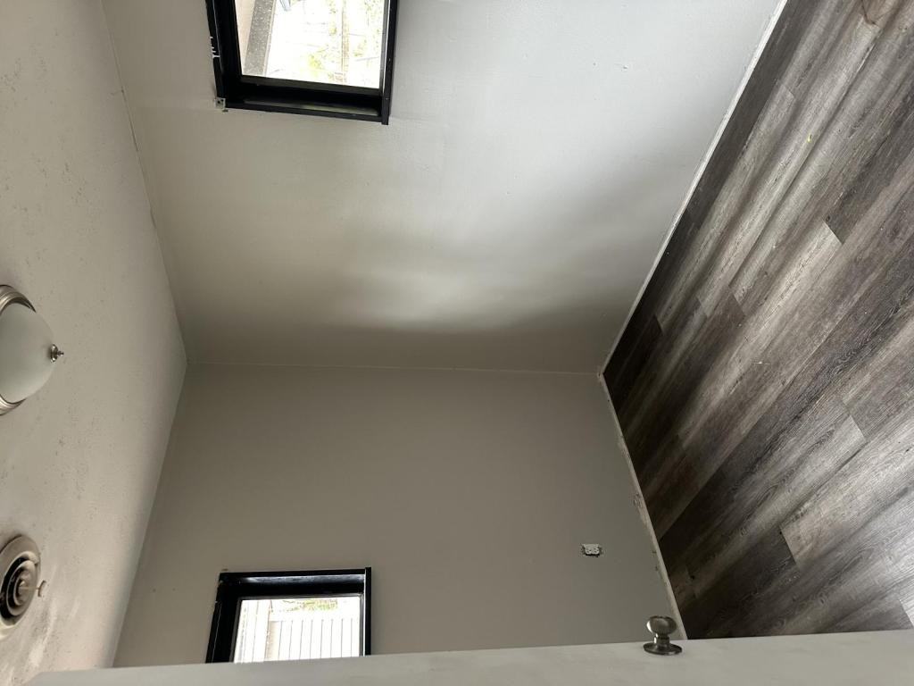 10324 Earl Drive - Photo 3 of 10