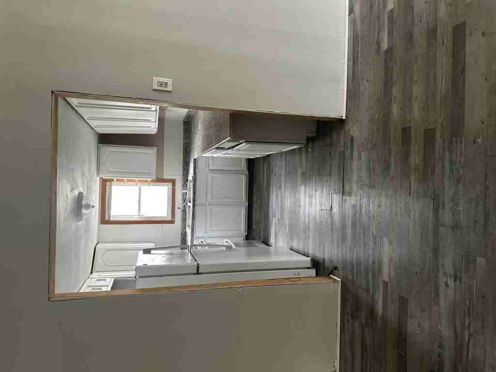 10324 Earl Drive - Photo 6 of 10