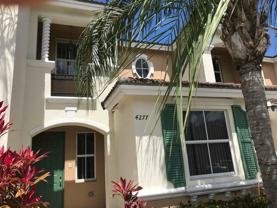 4277 Ne 10th Ct - Photo 1 of 1