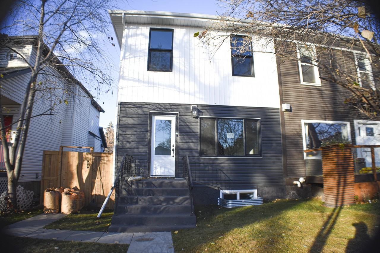 2525 16A Street Southeast - Photo 2 of 26