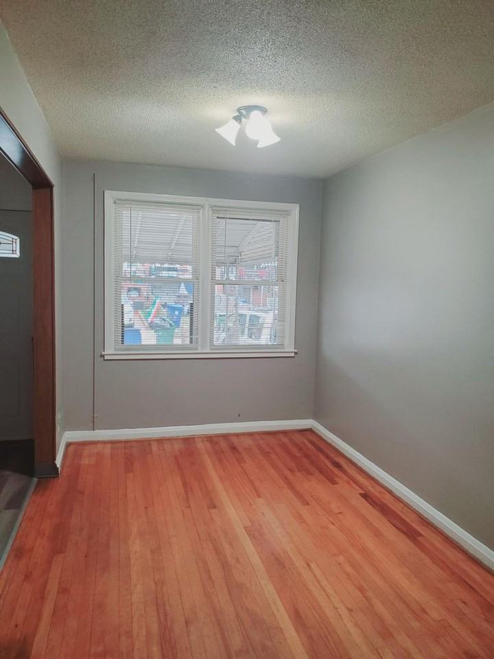 410 Joplin St - Photo 3 of 18