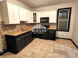 featured image of 25 Aldine Street #1