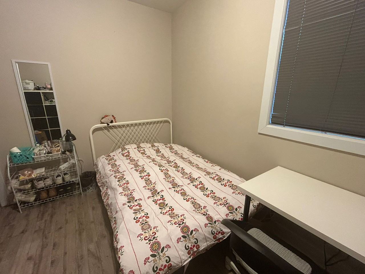 189 Fourth Ave - Photo 3 of 5