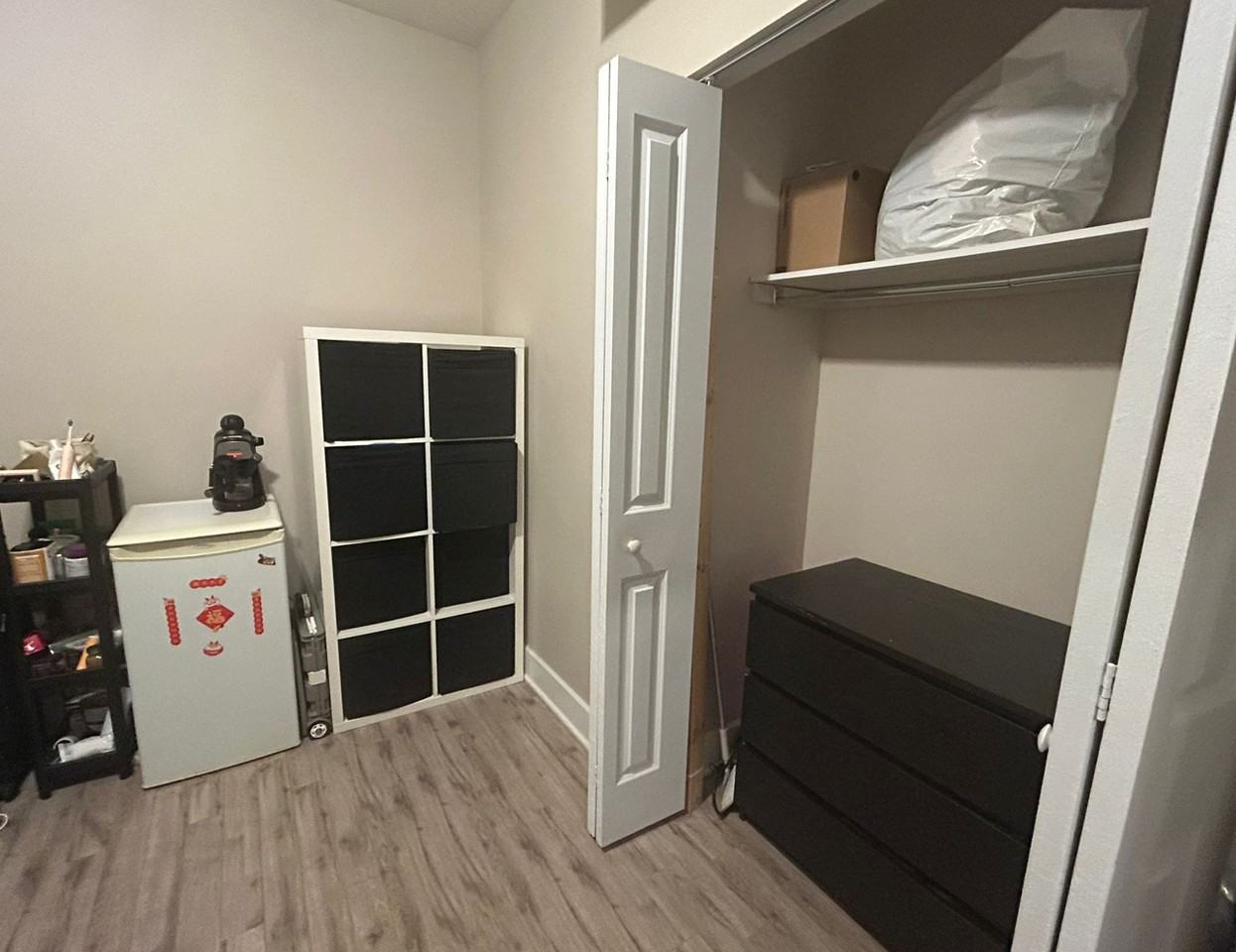 189 Fourth Ave - Photo 4 of 5