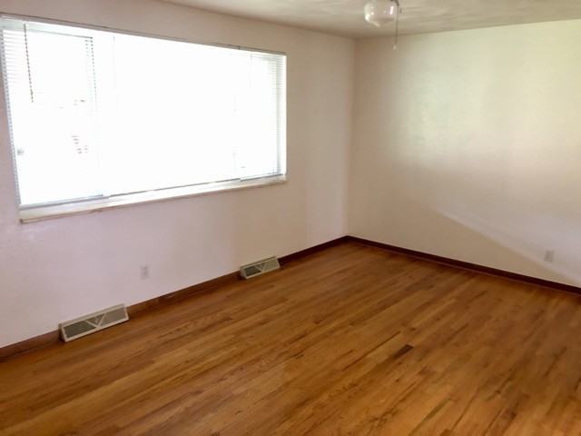 1213 Francis St #6 - Photo 4 of 8