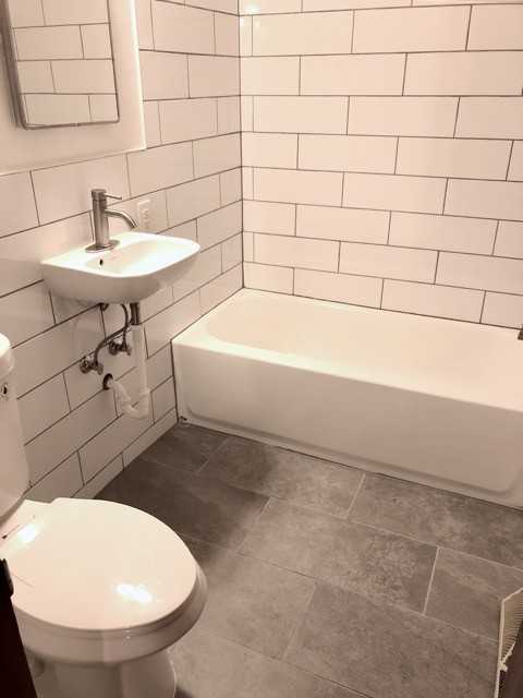 1213 Francis St #6 - Photo 5 of 8