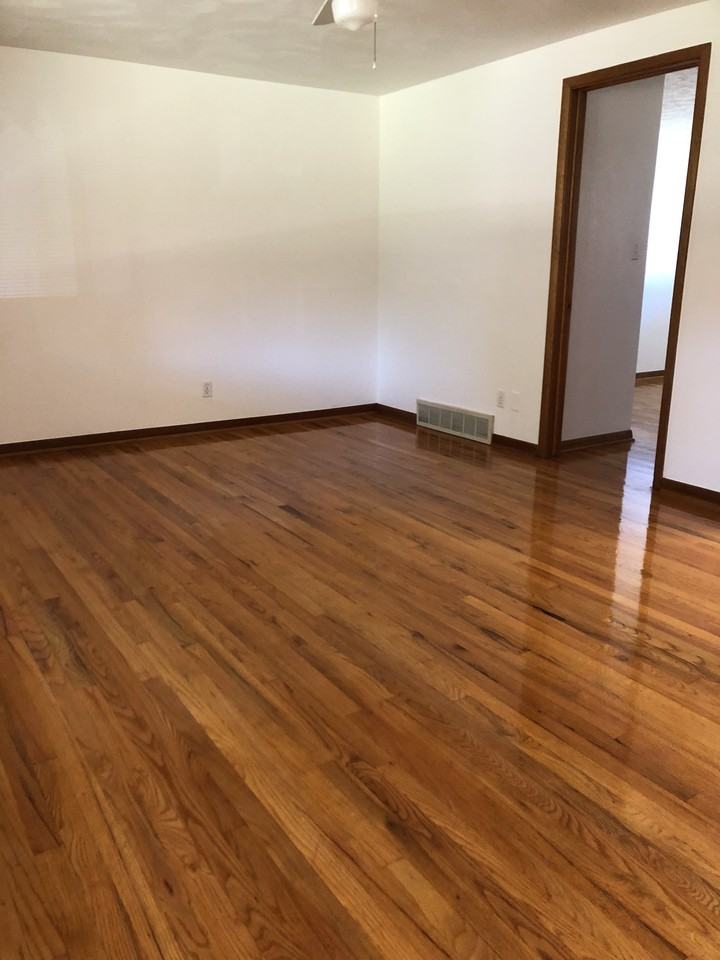 1213 Francis St #6 - Photo 6 of 8