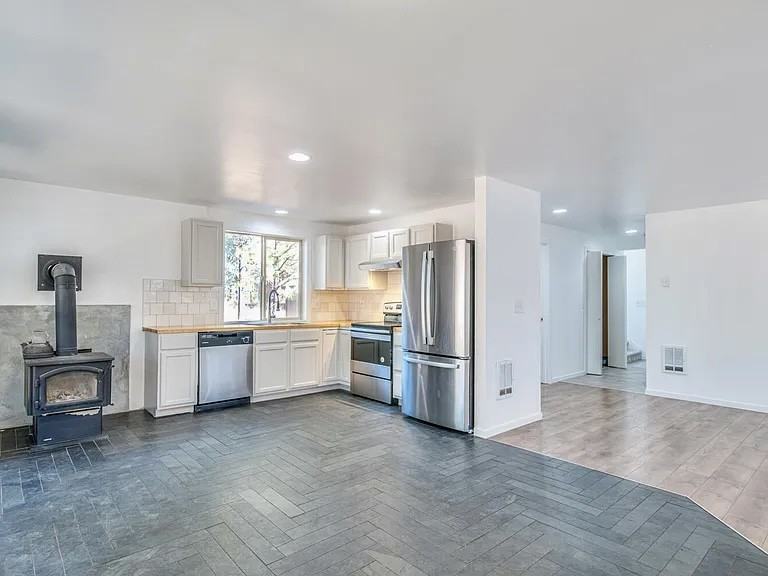 16330 Mule Deer Ln #NA - Photo 3 of 14