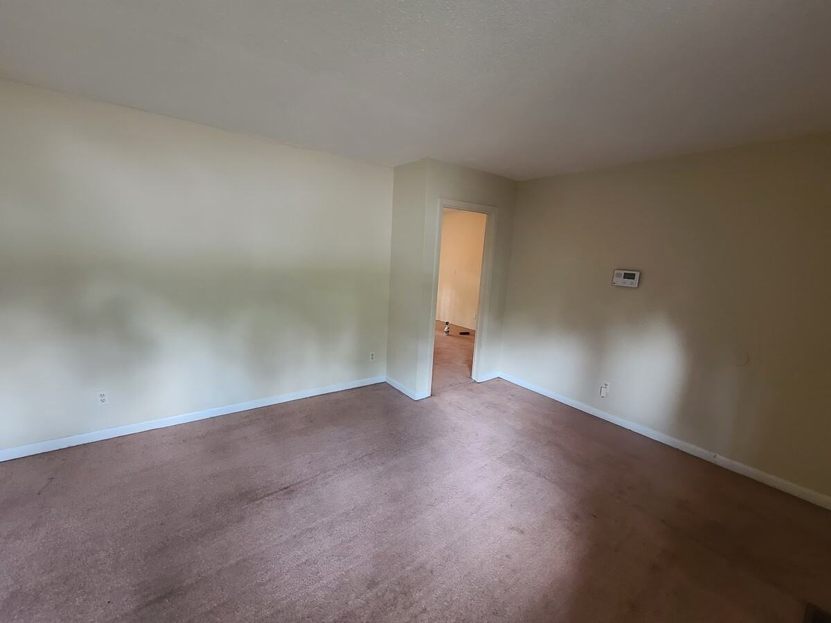 612 Platinum St #NA - Photo 3 of 28