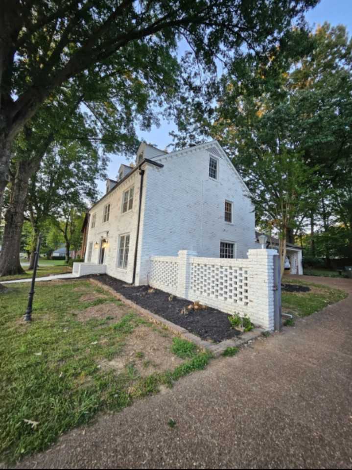 2750 Tangbourne Dr #NA - Photo 2 of 30